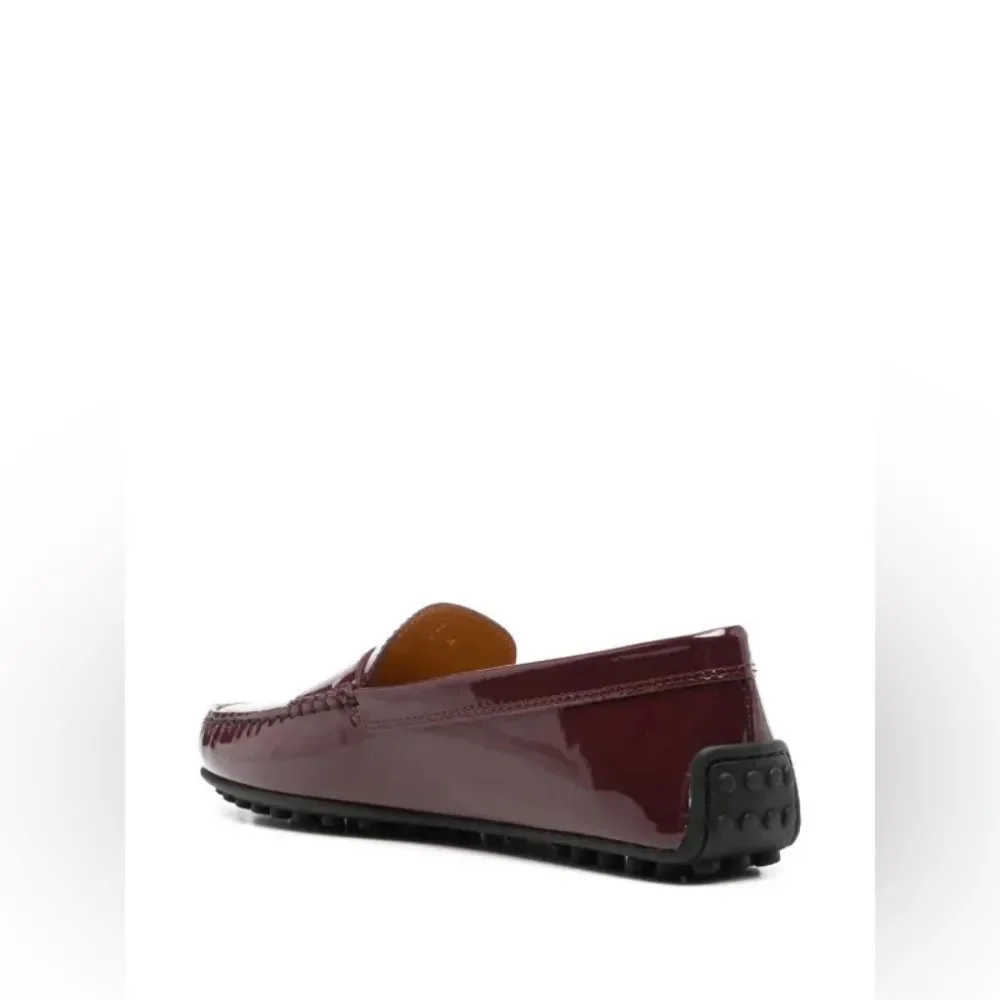 Tod's Penny slot patent leather loafers • Sz 10.5/ 40.5